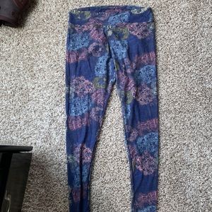 NWOT Disney lularoe legging. Winnie the Pooh party scene